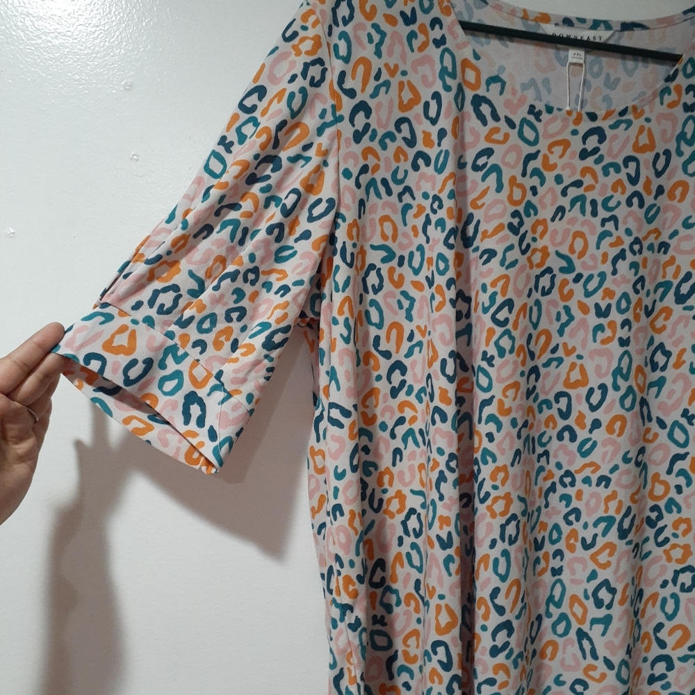 Top - Picture 3 of 3